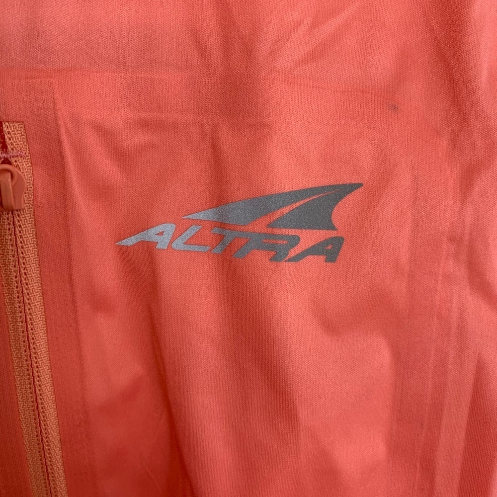 NWOT Altra Peach Packable Half Zip Pullover Jacket - Picture 5 of 9